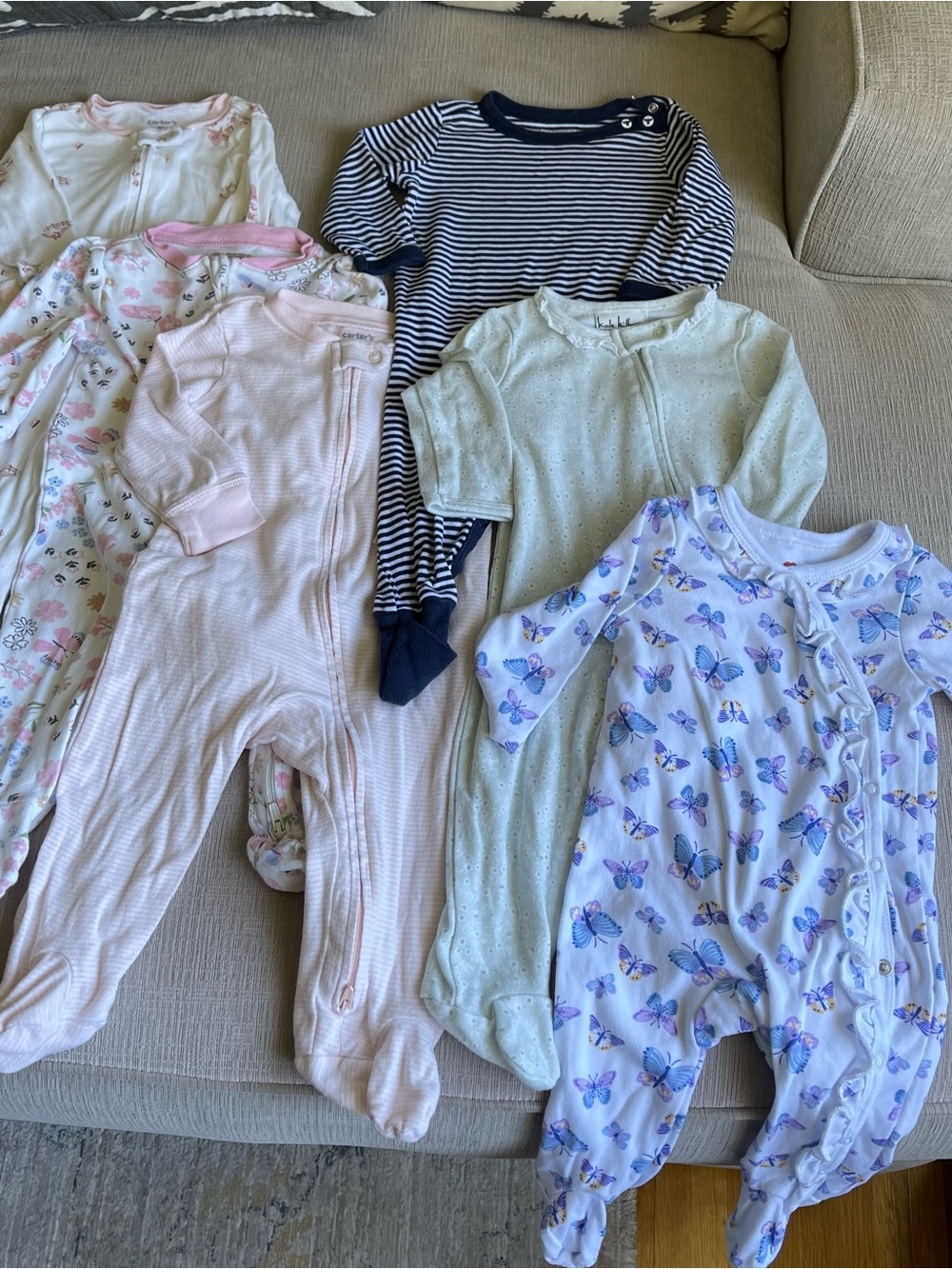 6 long sleeve baby onesies